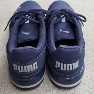 Running shoes